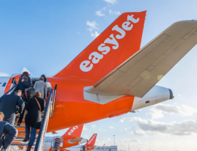 Is EasyJet customer service 24 hour
